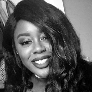 Meet your Posher, Sabinna